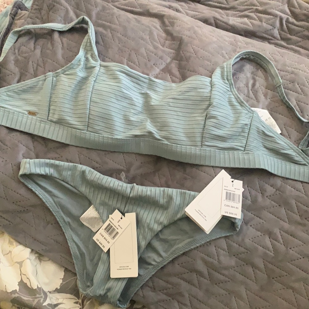 RIPCURL BRAND NEW BATHING SUIT